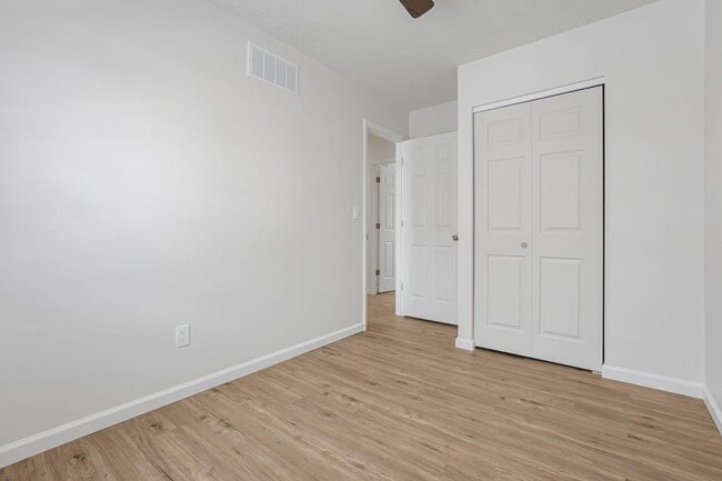 Building Photo - 8408 Covered Wagon Ct