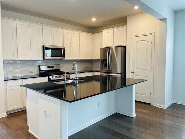 Building Photo - 2605 Bantry Rd