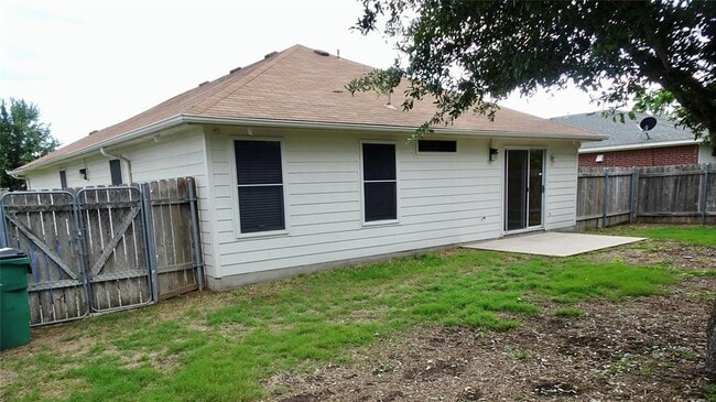 Building Photo - 736 Blair Ave