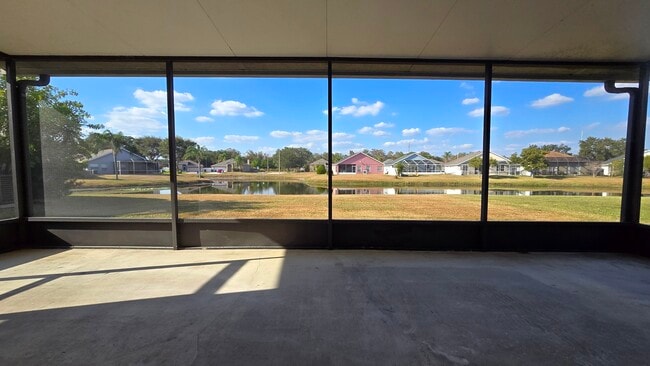 Building Photo - 1241 Vinetree Dr