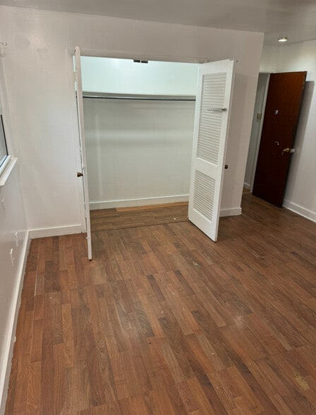 Building Photo - 3 Thomas St