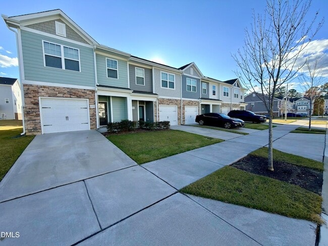 Building Photo - 6928 Outfall Point Ln