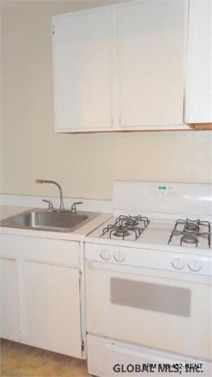 Building Photo - 566 Park Ave