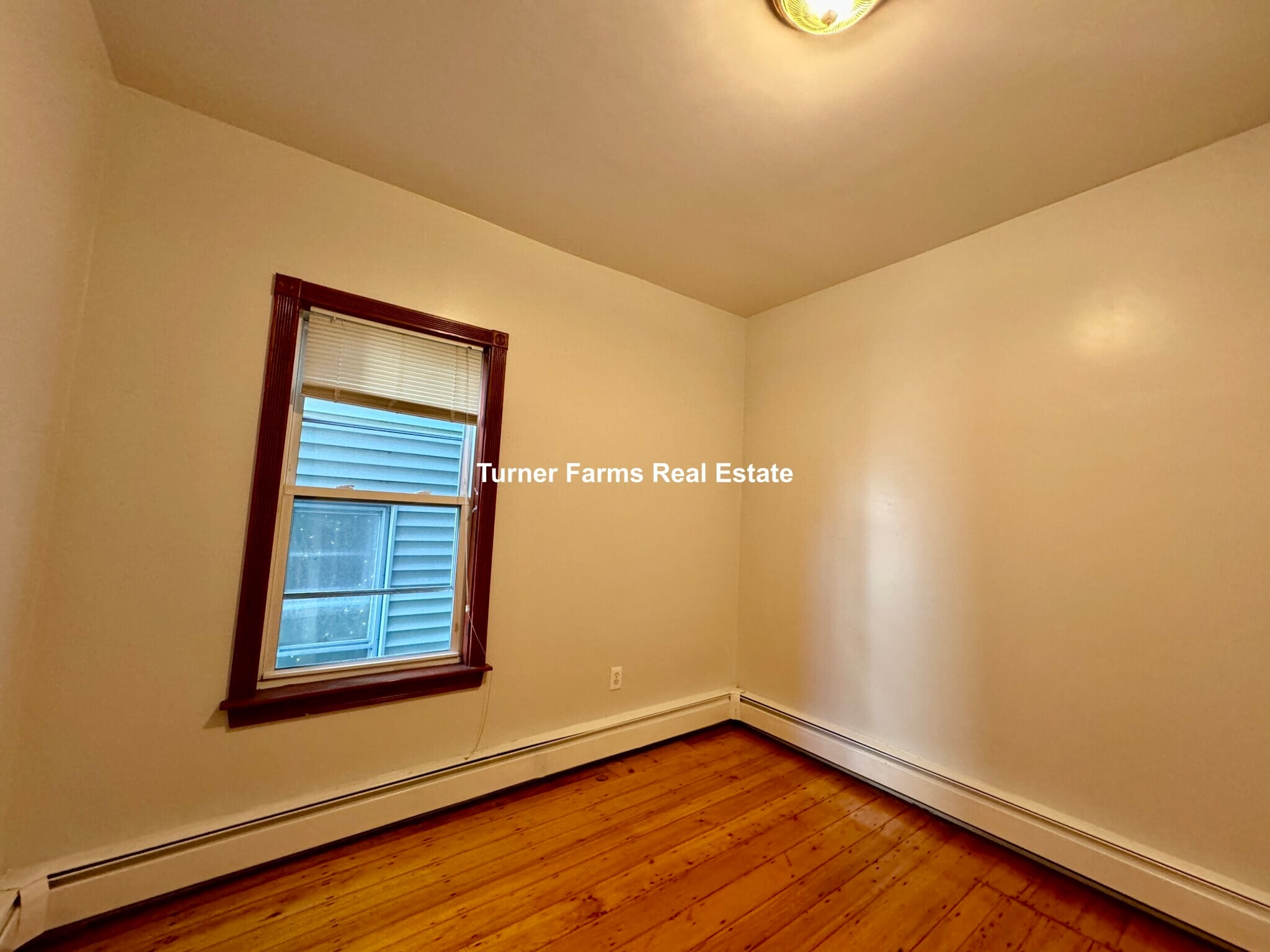 Building Photo - 19 Monmouth St