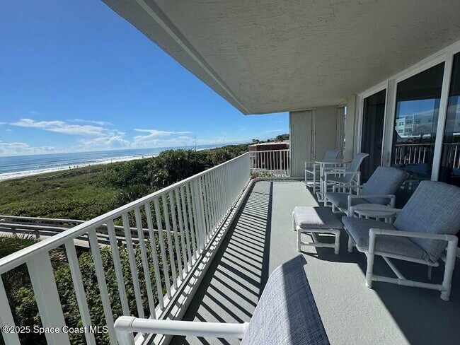 Building Photo - 3740 Ocean Beach Blvd