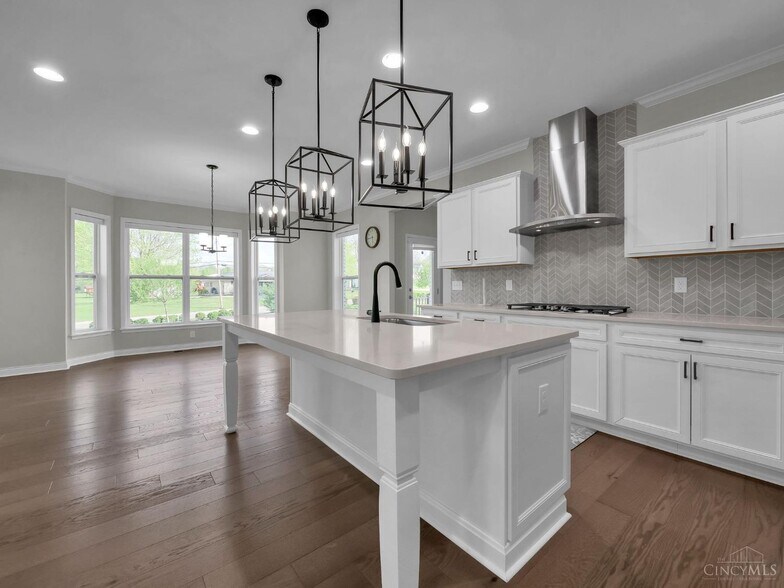 Building Photo - 5874 Spinney Ct