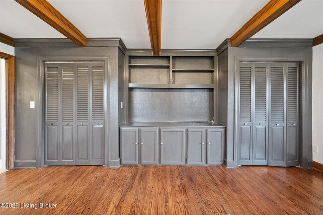 Building Photo - 7008 Foxcroft Pl