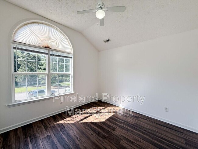 Building Photo - 219 Woodland Dr