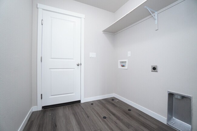 Building Photo - 3154 N Greengate Wy