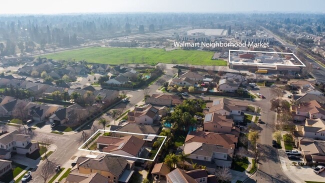 Building Photo - 3350 W Stewart Ave