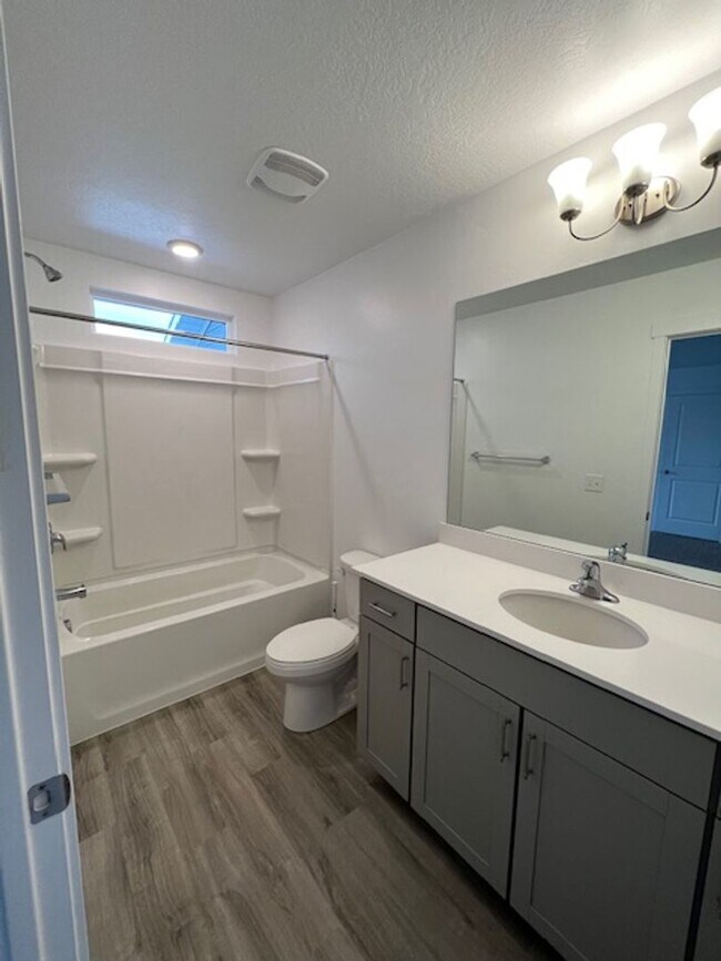 Building Photo - Gorgeous home in Payson, UT