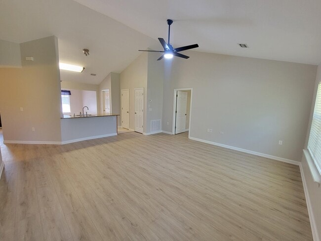 Building Photo - 7288 Mossy Oaks Ct