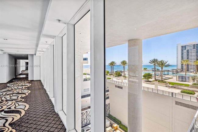 Building Photo - 1830 S Ocean Dr