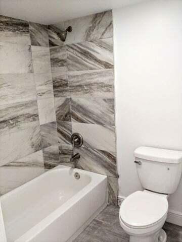 Building Photo - 1743 Village Blvd