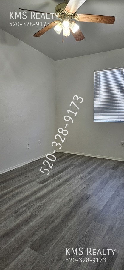 Building Photo - 1616 N Mohave Ave