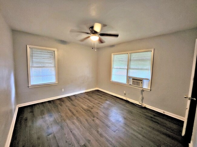 Building Photo - Decatur 3BR House SE
