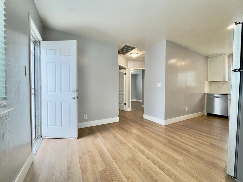 Building Photo - 2139 103rd Ave