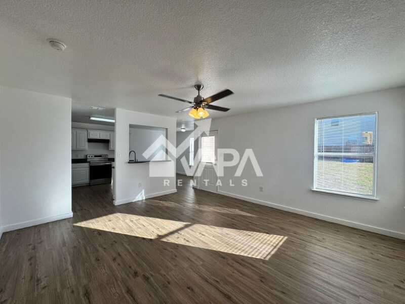 Building Photo - 5818 Apache Canyon