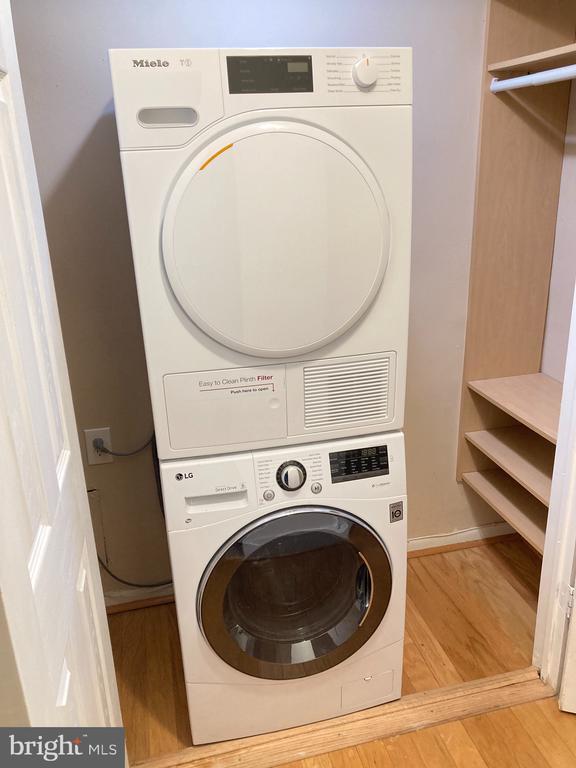 Building Photo - 4600 Duke St