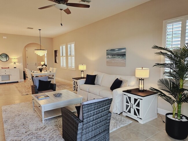 Building Photo - Seasonal Short-Term Single Family located at Sarasota National Golf Club (Social Membership) with...