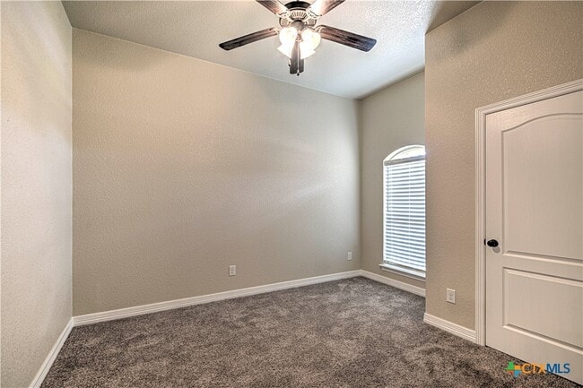 Building Photo - 1814 Rustic Manor Dr