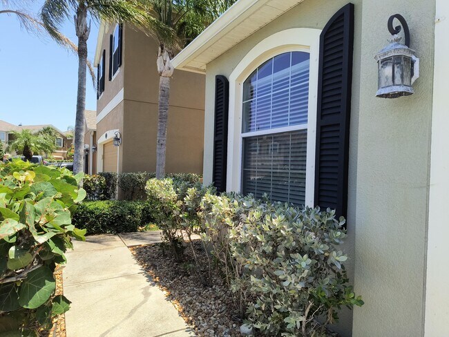 Building Photo - 490 Bismarck Way