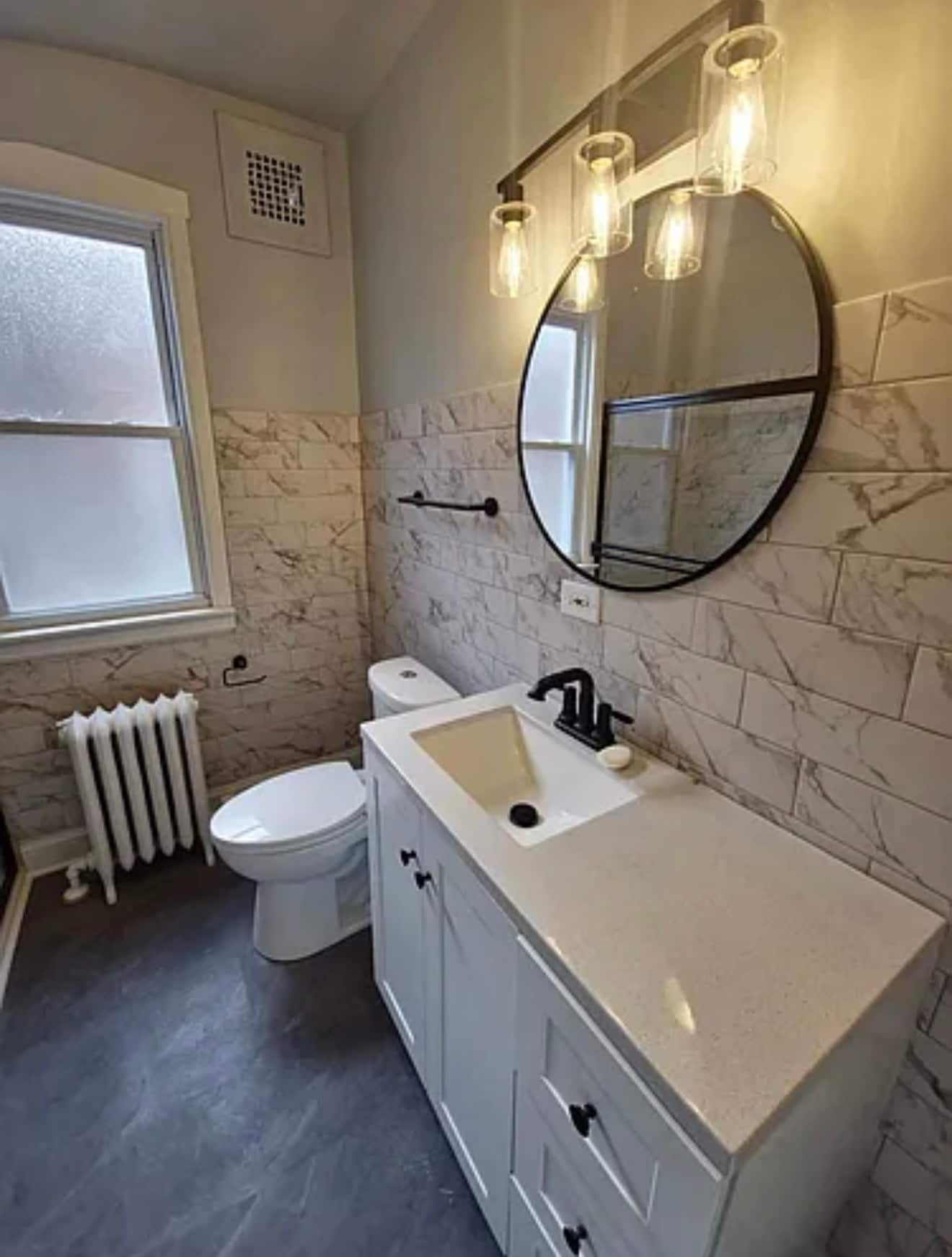 Bathroom - 2238 Ridgeland Ave