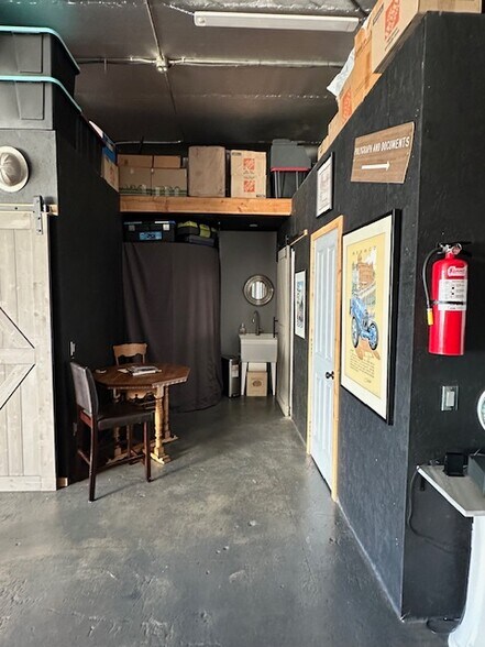 Building Photo - 120 N Pacific St