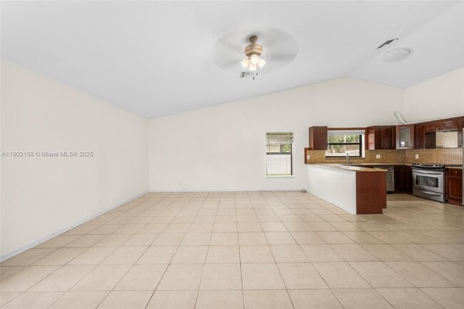 Building Photo - 9601 Dunhill Dr