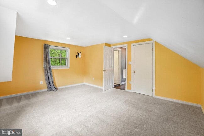 Building Photo - 4006 Dubois Ct