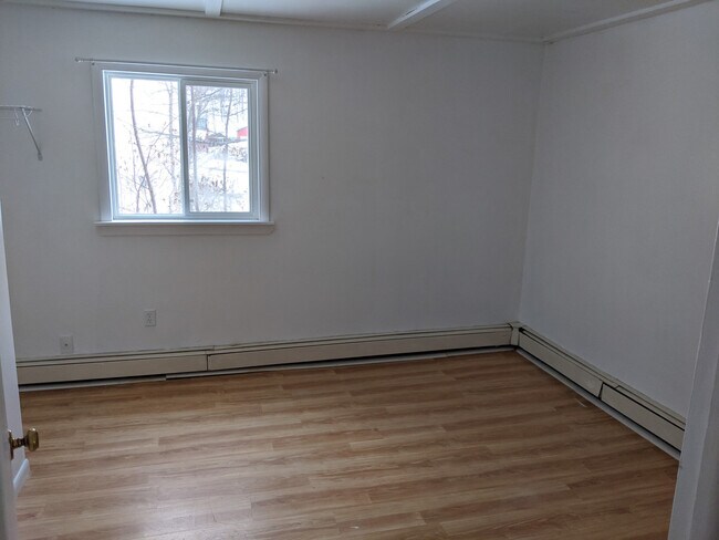 Building Photo - N. Conway Apartments