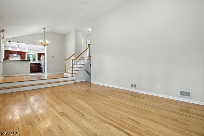 Building Photo - 49 Canoe Brook Pkwy