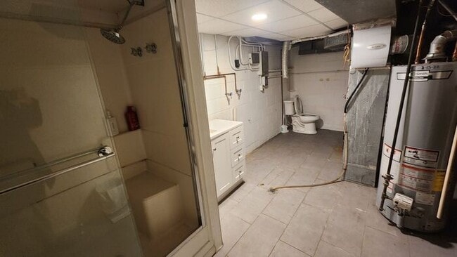 Building Photo - Charming Benson Home