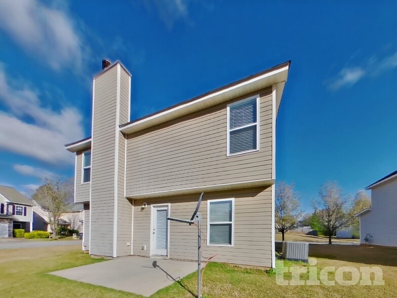 Building Photo - 5001 Serenity Point Ln