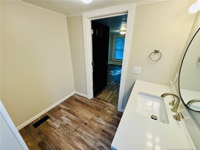 Building Photo - 1803 N Floyd Ave