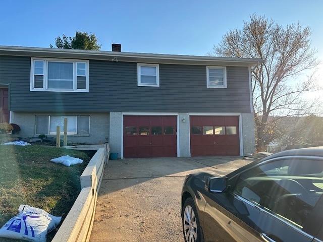Building Photo - 688 Fisher Cir