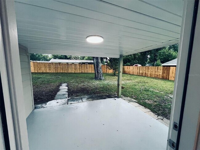Building Photo - 5323 Satsuma Dr