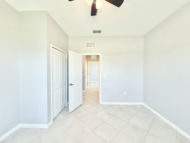 Building Photo - 16304 Quesa Dr