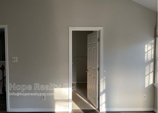 Building Photo - 5303 Highberry Woods Rd