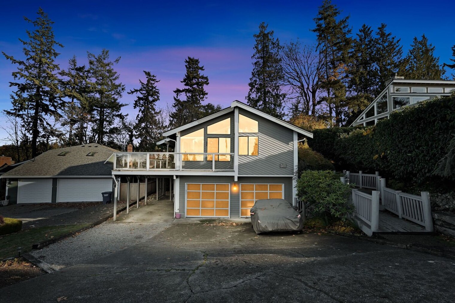 Building Photo - 5111 23rd Ave W