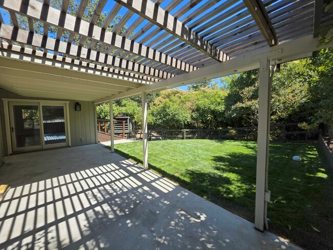 Building Photo - 3310 Manzana St