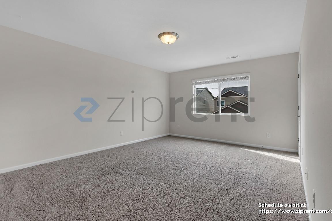 Building Photo - 2908 S White Salmon Dr