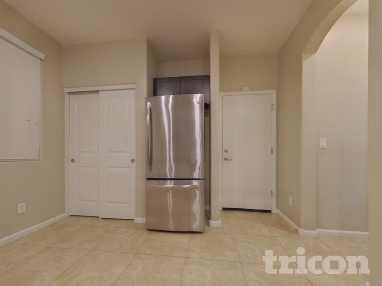 Building Photo - 12578 W Steed Ridge