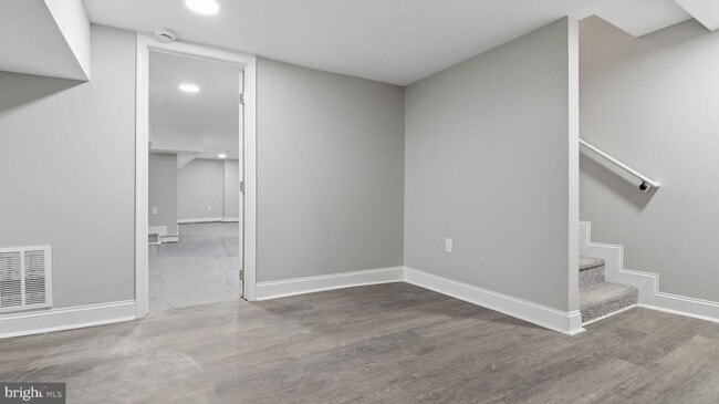 Building Photo - 917 N Gilmor St