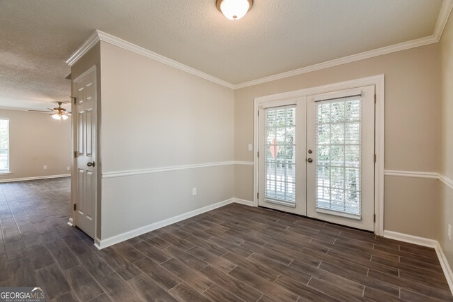 Building Photo - 3781 Wesley View
