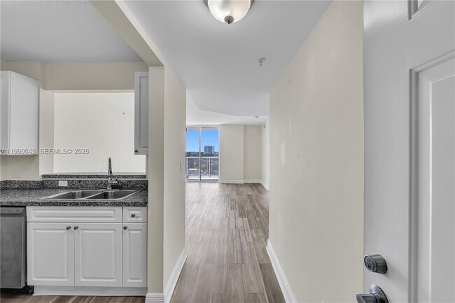 Building Photo - 900 SW 8th St