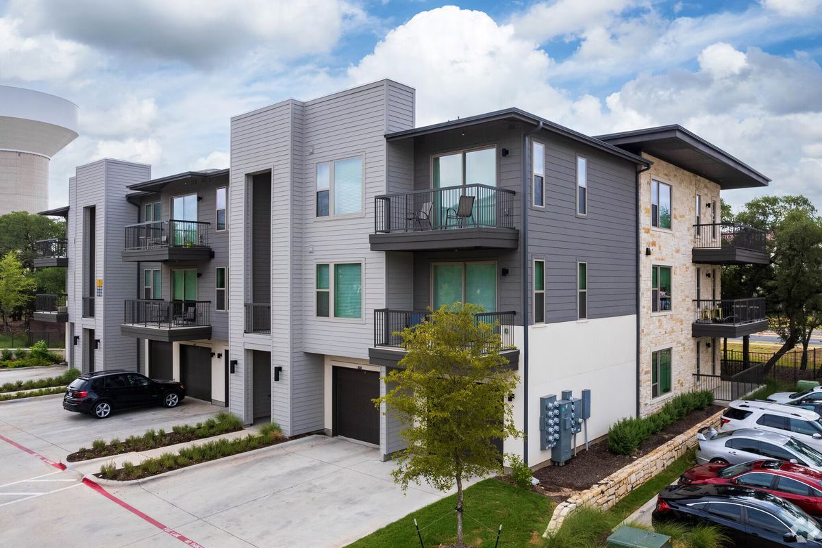 Building Photo - 13100 Avery Ranch Blvd