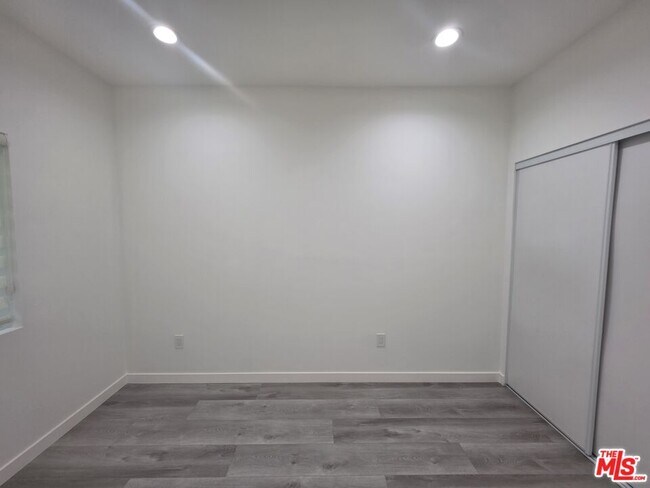 Building Photo - 25226 Loytan St