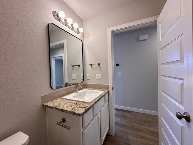 Building Photo - 5817 Settler Ave