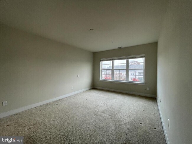 Building Photo - 2903 Bleeker St